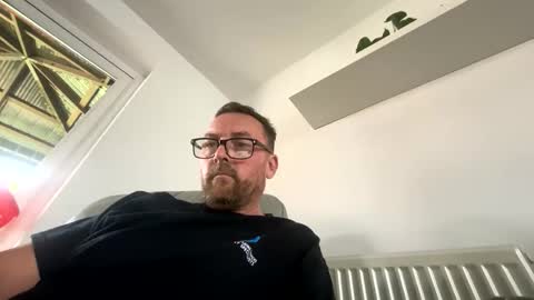 Sharksboy online show from April 2026 12:17:02 PM