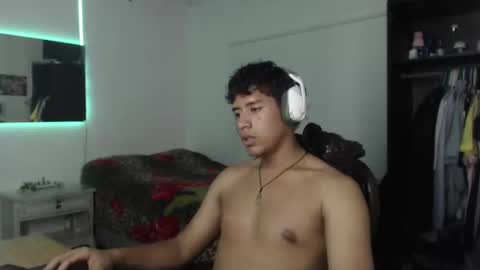 Snapshot of sharky_g chatting on January 2025 06:46:02 AM Frqnko online show from January 2025 06:46:02 AM