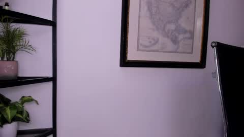 Sharlot  online show from March 2026 12:20:01 PM