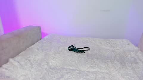 Snapshot of sharlot_harrys chatting on February 2025 06:37:02 PM Hi fiends ---- I usually start online from Monday to Friday from 1000 am Saturdays and Sundays at 600 am Colombia time online show from February 2025 06:37:02 PM