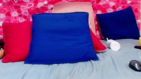 Snapshot of sharlott_kiss chatting on February 2025 06:09:01 PM Sharlott online show from February 2025 06:09:01 PM