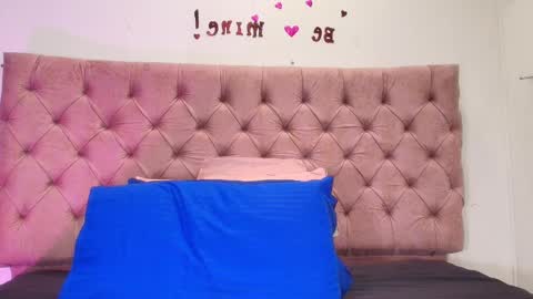 Snapshot of sharlott_kiss chatting on February 2025 12:00:02 PM Sharlott online show from February 2025 12:00:02 PM