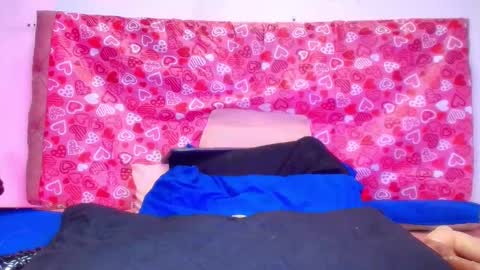 Snapshot of sharlott_kiss chatting on February 2025 02:54:02 PM Sharlott online show from February 2025 02:54:02 PM