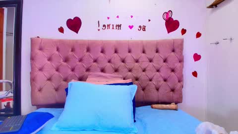 Snapshot of sharlott_kiss chatting on February 2025 12:03:02 PM Sharlott online show from February 2025 12:03:02 PM