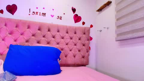 Snapshot of sharlott_kiss chatting on February 2025 11:52:01 AM Sharlott online show from February 2025 11:52:01 AM