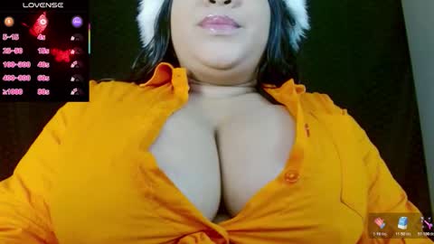 sharoll the queen of the milk show online show from November 2025 04:01:02 AM