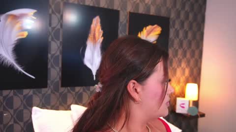 Snapshot of sharomross chatting on April 2026 07:07:02 PM Sharom online show from April 2026 07:07:02 PM