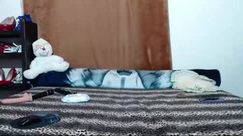 Snapshot of sharon_stonne_66 chatting on January 2025 06:27:02 PM S H A R O N online show from January 2025 06:27:02 PM