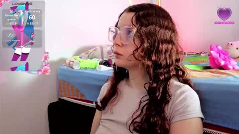 Snapshot of sharonblack_ chatting on February 2026 12:54:01 PM kitsune online show from February 2026 12:54:01 PM