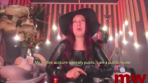 Snapshot of sharoon_gold chatting on March 2025 06:21:01 AM Your mistress Sharon online show from March 2025 06:21:01 AM