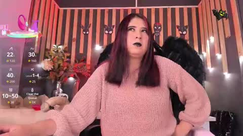 Snapshot of sharoon_gold chatting on September 2025 07:35:01 PM Your mistress Sharon online show from September 2025 07:35:01 PM