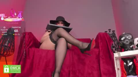 Snapshot of sharoon_gold chatting on October 2025 10:19:02 PM Your mistress Sharon online show from October 2025 10:19:02 PM