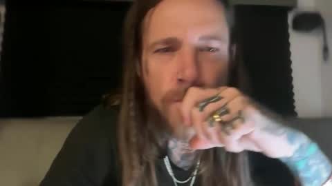 Snapshot of shastablueeyes chatting on January 2026 04:05:01 AM Shasta Rosewood online show from January 2026 04:05:01 AM
