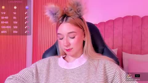 Snapshot of shatall_rouge chatting on January 2026 04:50:01 AM Shantall online show from January 2026 04:50:01 AM