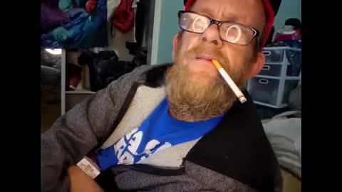 Snapshot of shawn710420 chatting on December 2024 04:26:02 AM shawn710420 online show from December 2024 04:26:02 AM