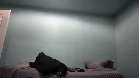 Snapshot of shawn710420 chatting on January 2025 06:37:01 AM shawn710420 online show from January 2025 06:37:01 AM