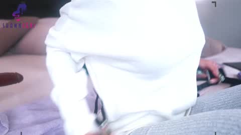 Snapshot of shawn_geni chatting on December 2024 10:16:02 PM Shawn Geni online show from December 2024 10:16:02 PM