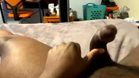 shawnevans2324 online show from October 2025 01:01:01 PM