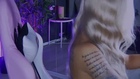 shayblonde online show from December 2024 11:25:01 PM