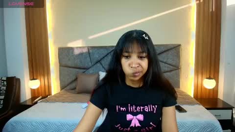 Shay Miller online show from April 2026 11:41:01 AM
