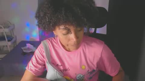 Snapshot of shayna_cute chatting on January 2025 03:47:01 AM Shayna online show from January 2025 03:47:01 AM