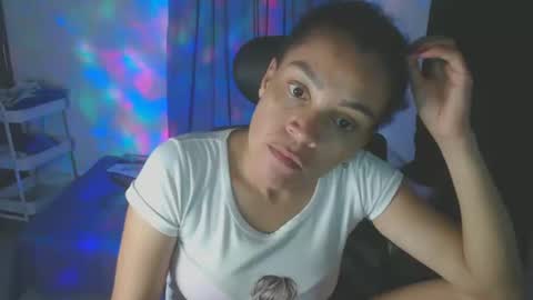 Snapshot of shayna_cute chatting on February 2025 01:09:01 AM Shayna online show from February 2025 01:09:01 AM