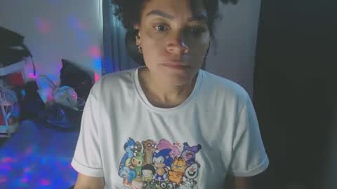 Snapshot of shayna_cute chatting on February 2025 01:32:01 PM Shayna online show from February 2025 01:32:01 PM