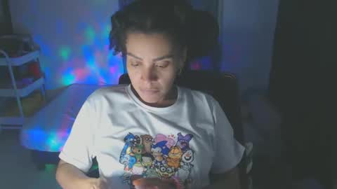 Snapshot of shayna_cute chatting on February 2025 11:57:02 PM Shayna online show from February 2025 11:57:02 PM