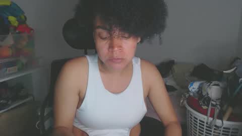 Snapshot of shayna_cute chatting on September 2025 01:16:02 AM Shayna online show from September 2025 01:16:02 AM