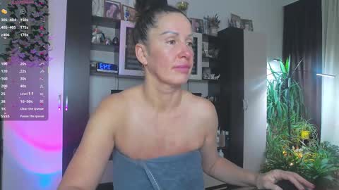 Sheila GMT 2 Tuesday Wednesday Friday Saturday Sunday- 8  5  online show from February 2026 04:43:02 AM