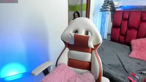 Snapshot of sheilly_brown chatting on October 2025 07:27:01 PM sheilly_brown online show from October 2025 07:27:01 PM