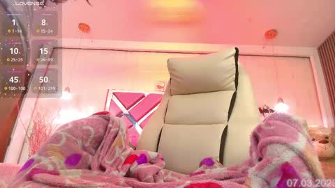 Shelby cute  online show from March 2025 08:22:01 PM