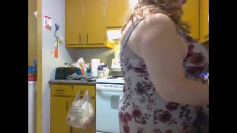 Red online show from November 2025 04:25:02 AM