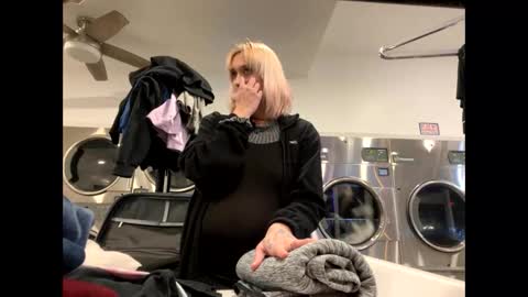 Shelby holes online show from December 2024 01:39:02 AM