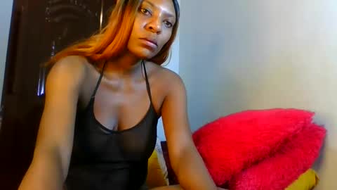 Snapshot of shelia420715 chatting on June 2026 02:34:02 AM shelia420715 online show from June 2026 02:34:02 AM