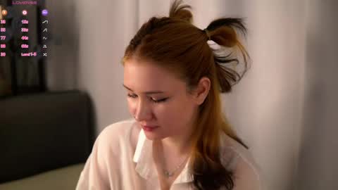 Lina online show from May 2026 03:52:01 PM