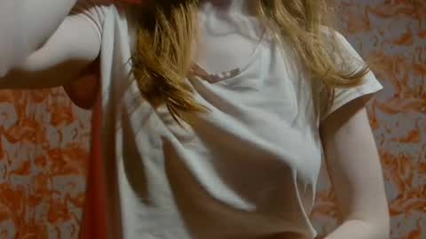 Snapshot of shelikessoymilk chatting on December 2024 03:47:02 AM Erika online show from December 2024 03:47:02 AM