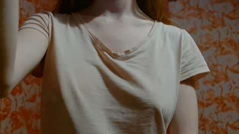 Snapshot of shelikessoymilk chatting on December 2024 04:05:02 AM Erika online show from December 2024 04:05:02 AM