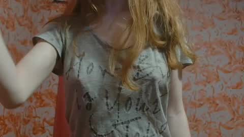 Snapshot of shelikessoymilk chatting on February 2025 12:35:01 AM Erika online show from February 2025 12:35:01 AM