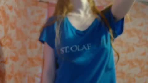 Snapshot of shelikessoymilk chatting on October 2025 07:03:02 PM Erika online show from October 2025 07:03:02 PM