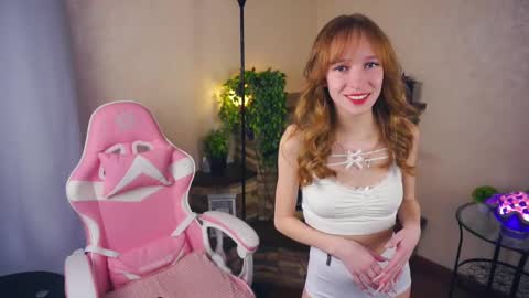 Snapshot of shelleybuss chatting on March 2025 07:19:01 AM Shelley night Tate day online show from March 2025 07:19:01 AM