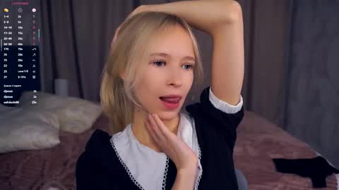 Snapshot of shelleybuss chatting on October 2025 02:36:02 PM Shelley night Tate day online show from October 2025 02:36:02 PM