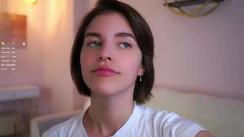 Snapshot of shelleyharn chatting on October 2025 01:25:01 AM Alex online show from October 2025 01:25:01 AM