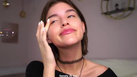 Snapshot of shelleyharn chatting on November 2025 01:08:01 AM Alex online show from November 2025 01:08:01 AM