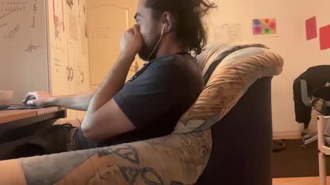 Snapshot of shenjungle1 chatting on February 2026 07:47:02 PM shenjungle1 online show from February 2026 07:47:02 PM