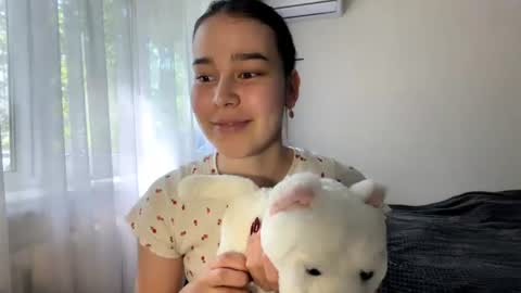 Julie online show from June 2026 12:06:01 PM