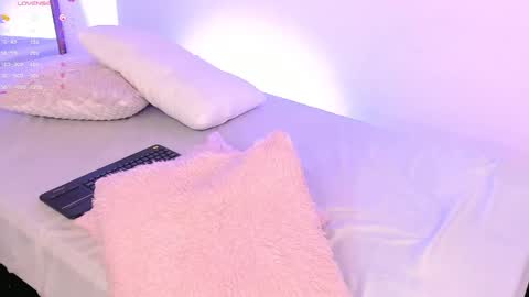 Sheryl Rose  online show from March 2025 12:00:01 AM