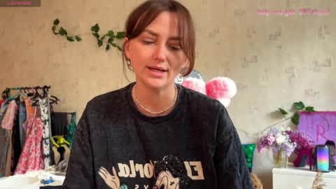 Vanessa online show from May 2026 03:30:02 PM