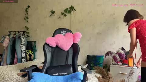 Vanessa online show from May 2026 08:42:02 AM