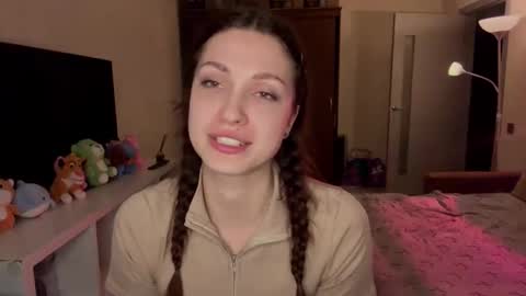 Snapshot of shielaamolsch chatting on March 2026 08:26:01 PM Sheila online show from March 2026 08:26:01 PM